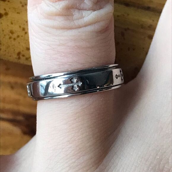 Sterling Silver Cross Band Ring Size 6 - Picture 7 of 9